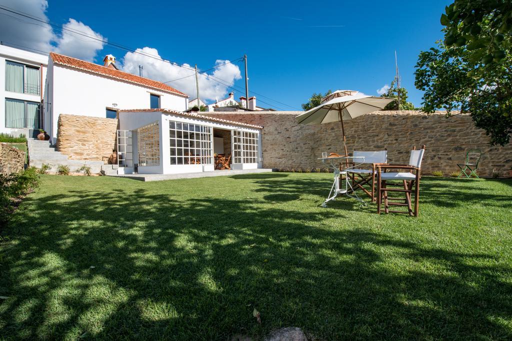 Гостевой дом Quinta Da Eira Velha Aldeia do Mato  Экстерьер фото