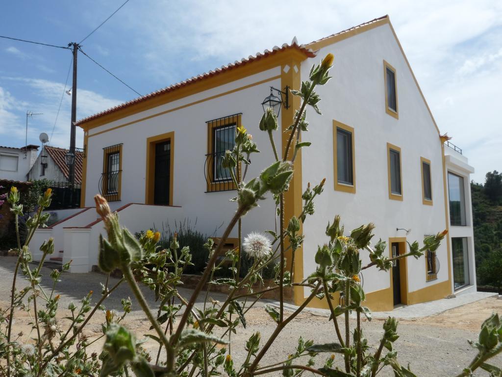 Гостевой дом Quinta Da Eira Velha Aldeia do Mato  Экстерьер фото